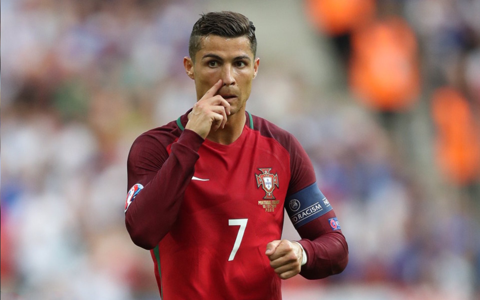 富安健洋彻底打爆防线，巴萨提前终结悬念牙买加，一场胜利与一个时代的隐喻