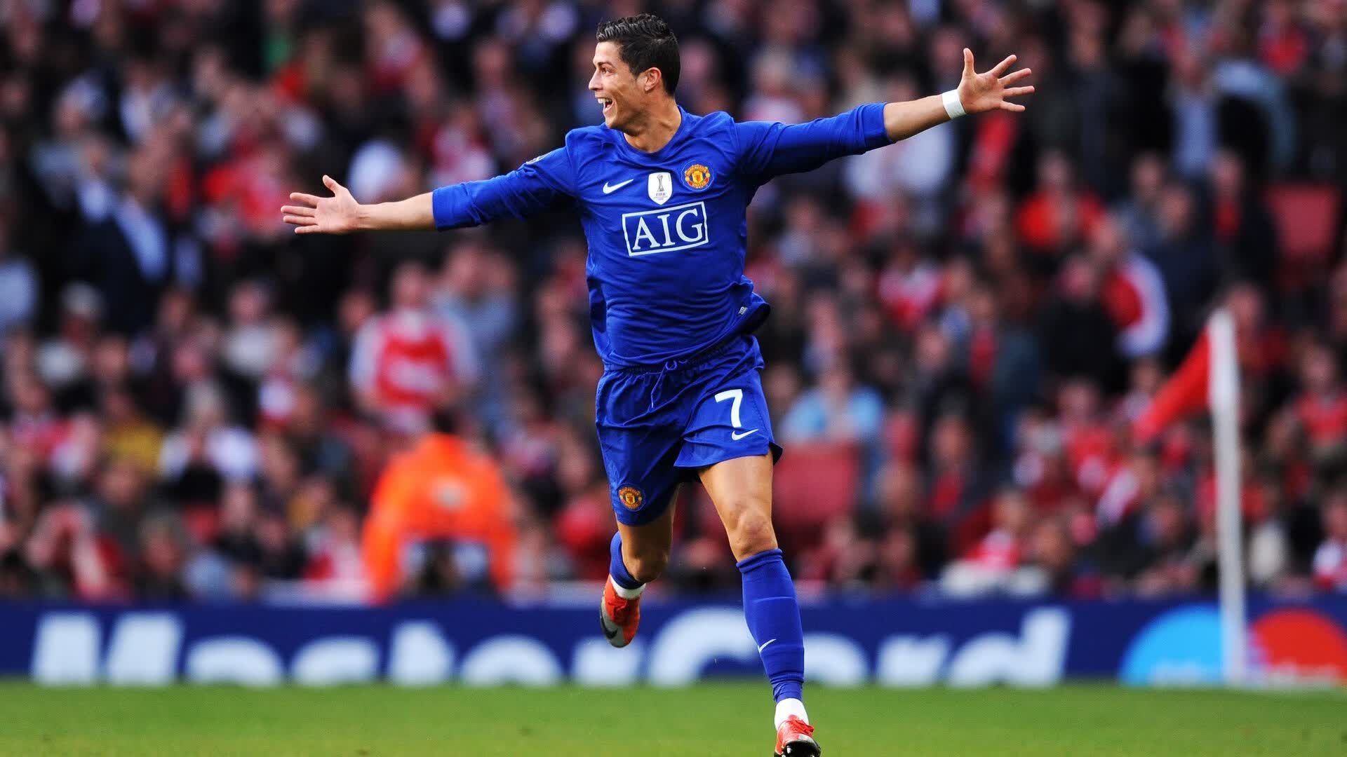 黑马奔腾于沙漠绿洲,齐耶赫点亮A组冷门之夜,阿联酋力克匈牙利,临场博弈定乾坤